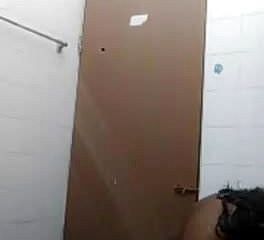 Tamil wifey flashing live bathtub pin to his beau