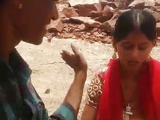 Rajasthani Bhabhi outdoor sex, marwadi aunty outdoor romp